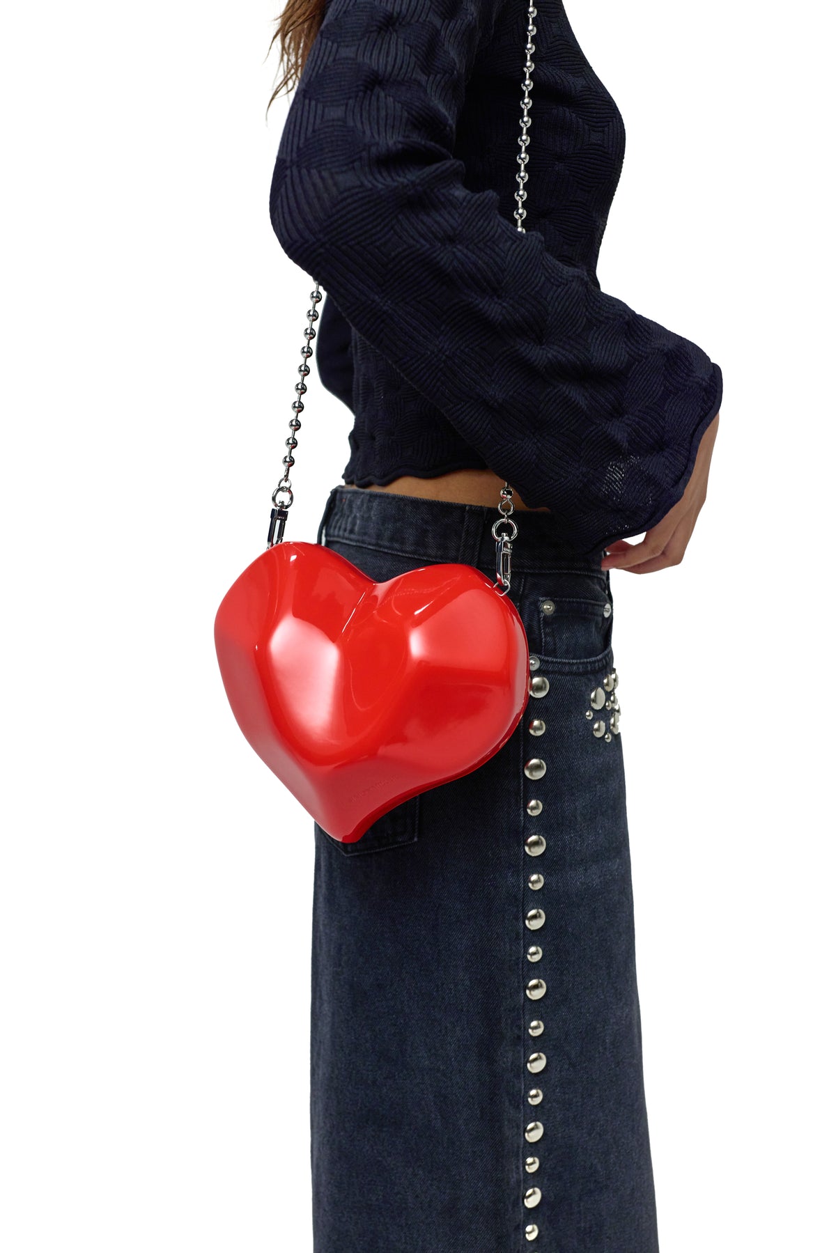 S1005-MOLDED-HEART-BAG-RETRO-RED